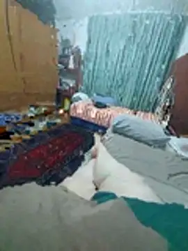 Snapshot of Lavinyaz chatting on July 20, 6:21 pm Lavinyaz online show from July 20, 6:21 pm