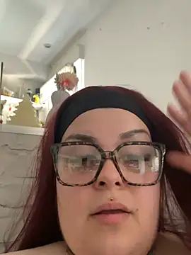 Peachy bella online show from July 25, 10:32 am