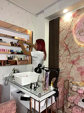 The Nails Sexx online show from July 23, 6:15 pm