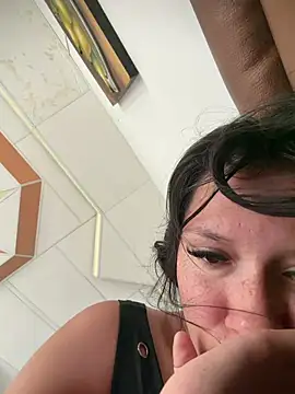 Snapshot of tublanquitaxxx chatting on July 21, 4:08 pm tublanquitaxxx online show from July 21, 4:08 pm