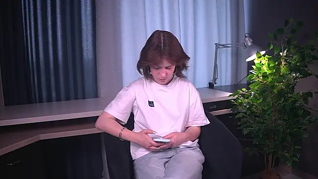 Snapshot of TashinaJenness chatting on July 22, 11:01 am TashinaJenness online show from July 22, 11:01 am