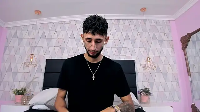 MatteoLaurent online show from July 23, 8:16 pm
