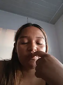 Stefanylovers26 online show from July 21, 11:06 pm