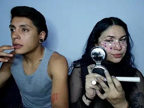 Snapshot of Aria_Eros chatting on July 23, 4:32 am Aria Eros online show from July 23, 4:32 am