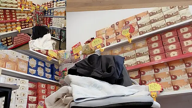 Snapshot of Katy_Bae chatting on December 19, 4:16 am Katy Bae online show from December 19, 4:16 am