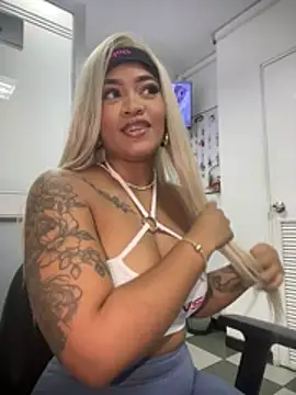 riri brunnete online show from April 2, 4:08 am