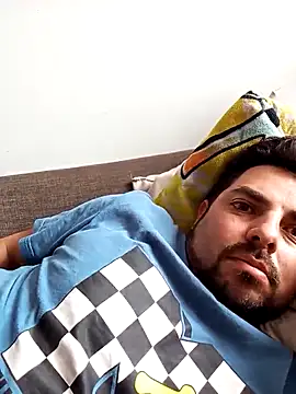 robredoj online show from October 31, 7:32 pm