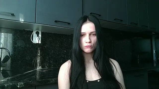 Juicy-Elis online show from August 1, 6:00 am