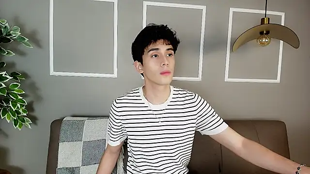 Snapshot of Milan_saint chatting on July 26, 1:18 pm Milan saint online show from July 26, 1:18 pm