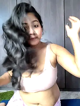 Snapshot of hornynisha321 chatting on July 26, 3:57 am hornynisha321 online show from July 26, 3:57 am