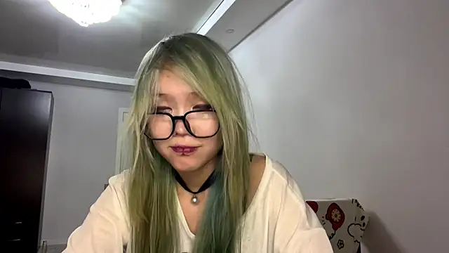 Snapshot of KairiNox chatting on July 25, 10:54 am KairiNox online show from July 25, 10:54 am