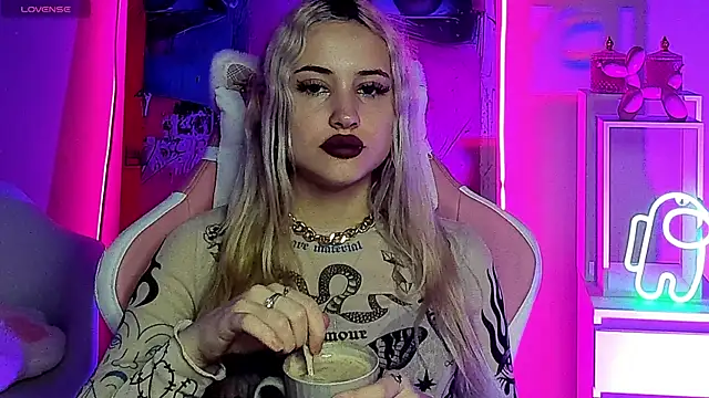 LaslyAngel online show from July 29, 5:17 am