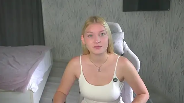 WilleneVanskiver online show from July 26, 5:47 am