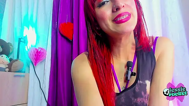 jessierocketx online show from February 26, 8:42 pm
