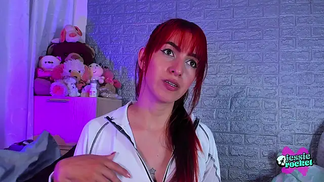 jessierocketx online show from September 30, 7:53 pm