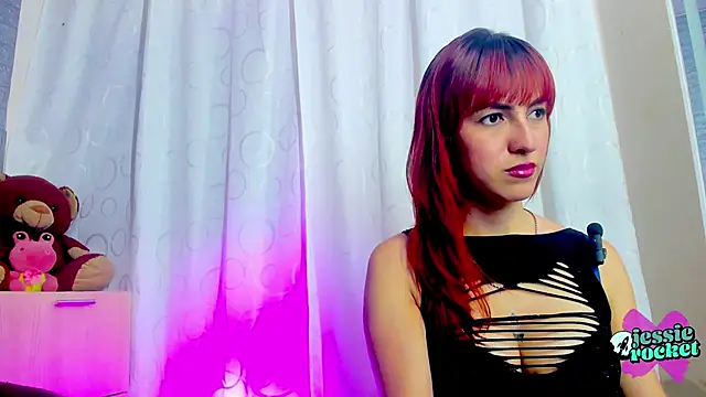 jessierocketx online show from April 12, 11:41 pm