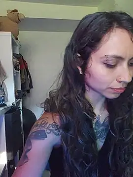 RebelRileyX online show from July 30, 9:03 pm
