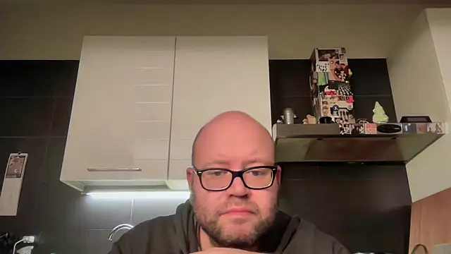 theitalianbear online show from November 27, 5:08 am