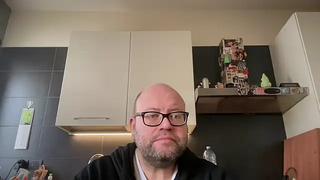 theitalianbear online show from March 4, 12:46 pm