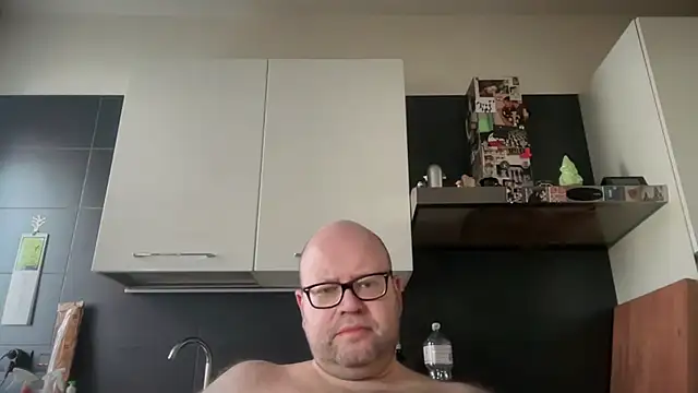 theitalianbear online show from March 24, 4:51 pm