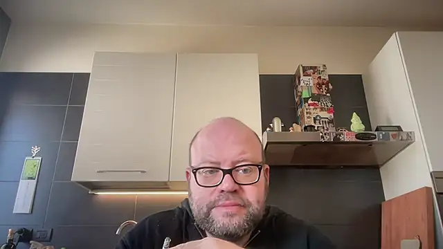 theitalianbear online show from March 13, 10:09 am