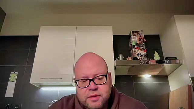 theitalianbear online show from March 26, 3:49 am