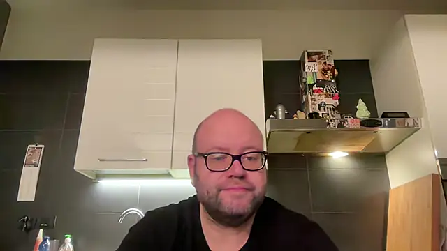 theitalianbear online show from November 3, 3:56 am