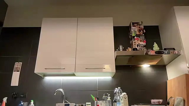 theitalianbear online show from October 24, 12:42 am