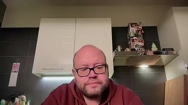 theitalianbear online show from April 8, 2:13 am