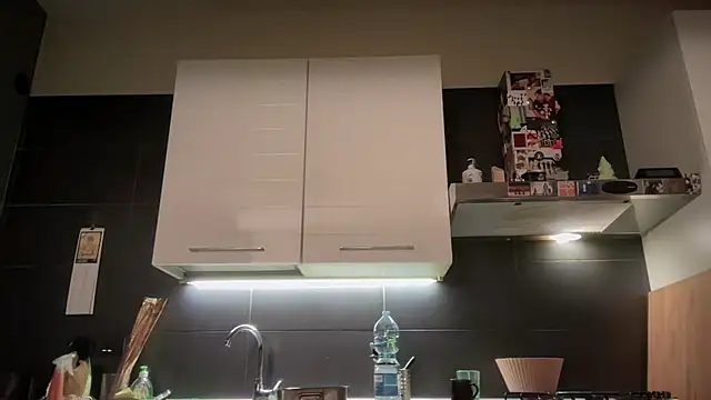 theitalianbear online show from June 16, 1:49 am