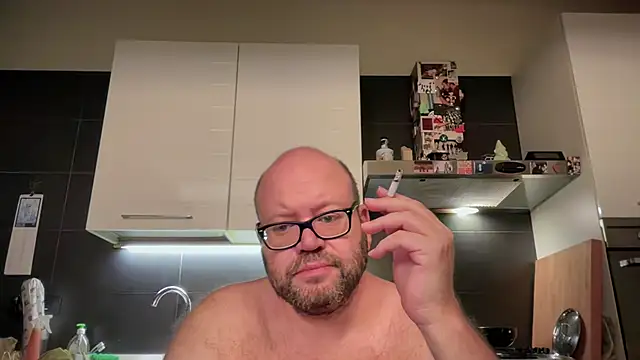theitalianbear online show from July 10, 2:55 am