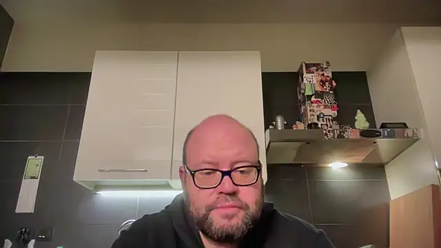 theitalianbear online show from March 19, 3:39 am