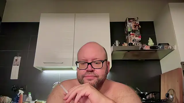Snapshot of theitalianbear chatting on September 16, 6:20 pm theitalianbear online show from September 16, 6:20 pm