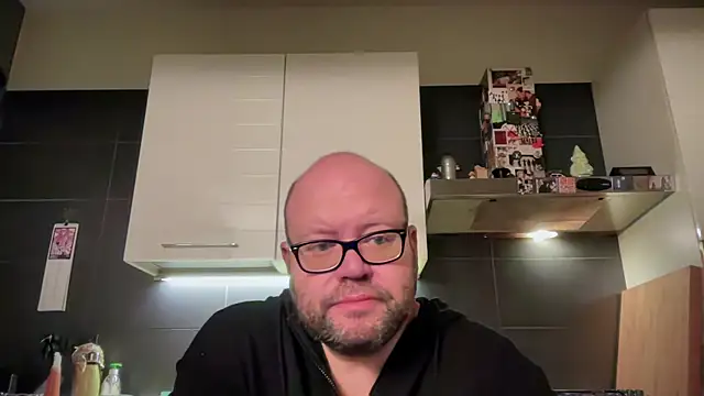 theitalianbear online show from April 7, 3:08 am