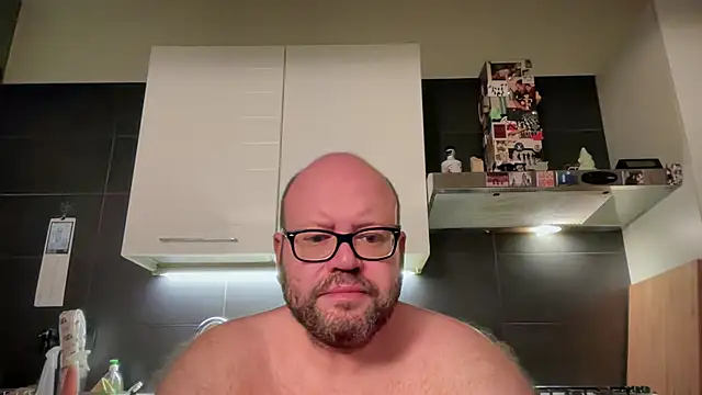 theitalianbear online show from July 13, 2:22 am