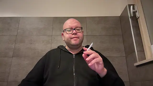 theitalianbear online show from October 22, 4:01 am