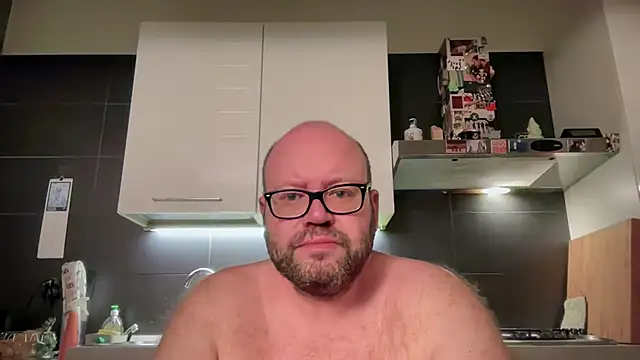 theitalianbear online show from July 12, 2:34 am