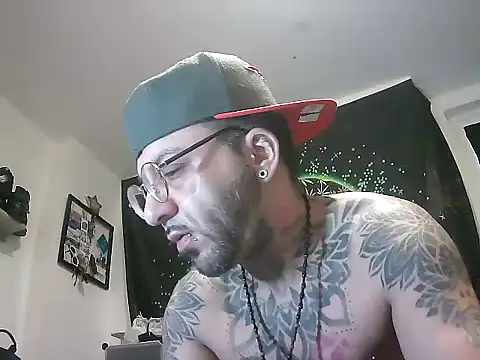 MagicStickBoy online show from March 13, 8:52 am