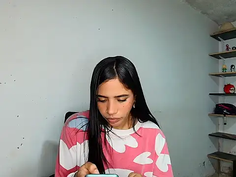 Hazel pretty online show from July 26, 5:36 am