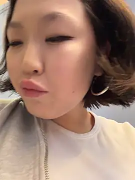 CreamPuff- online show from August 2, 9:40 am
