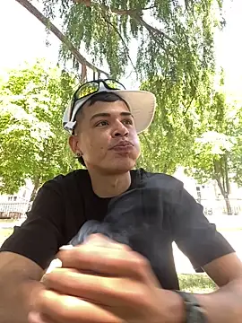 hamzel23 online show from July 27, 12:01 pm