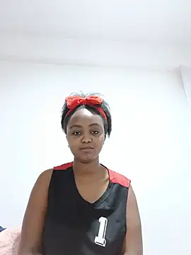 Snapshot of Prettyval77 chatting on July 26, 6:53 am Prettyval77 online show from July 26, 6:53 am
