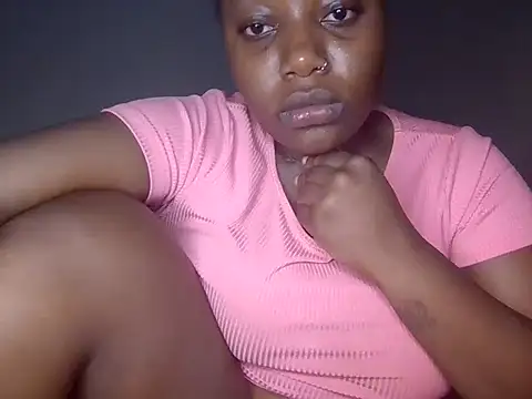 Snapshot of BerryyBliss chatting on July 31, 11:46 pm BerryyBliss online show from July 31, 11:46 pm