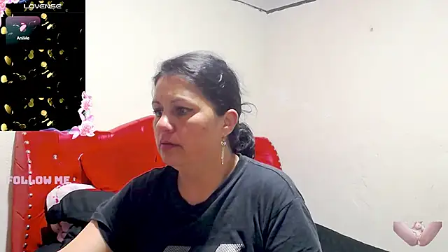 Snapshot of sexy_jhoan88 chatting on November 23, 10:03 am sexy jhoan88 online show from November 23, 10:03 am