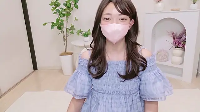 ooMEI online show from July 26, 4:14 pm