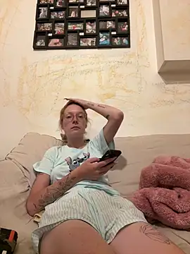 DouceMarine online show from July 29, 8:52 pm