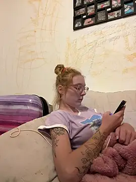 DouceMarine online show from July 28, 8:52 pm