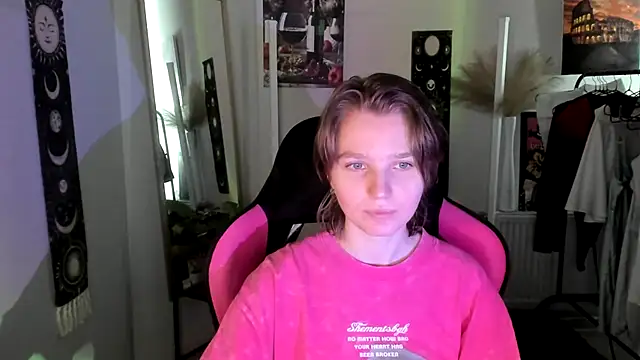 VivienneNoirr online show from July 31, 8:03 am