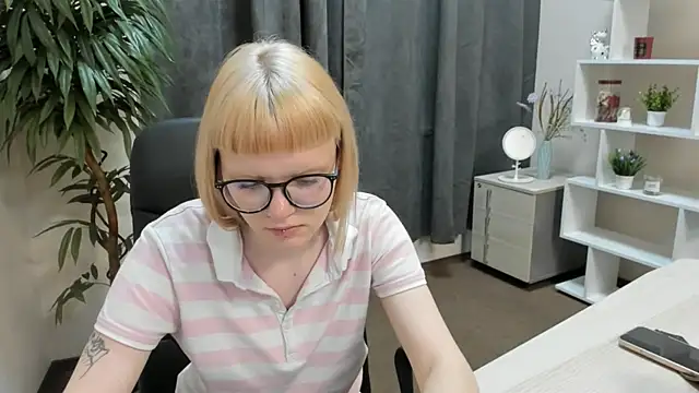 VanitaHymas online show from July 29, 9:52 am