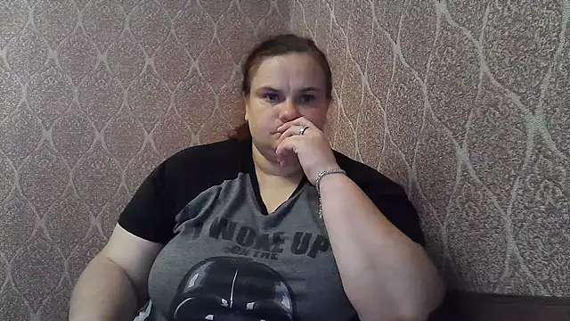 DollyGersonnn online show from July 27, 7:43 pm